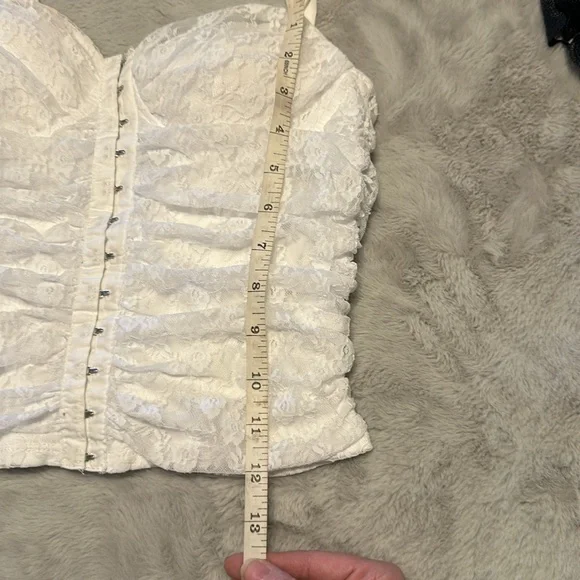 Moa Moa White Camisole Top with Delicate Lace - Picture 9 of 10